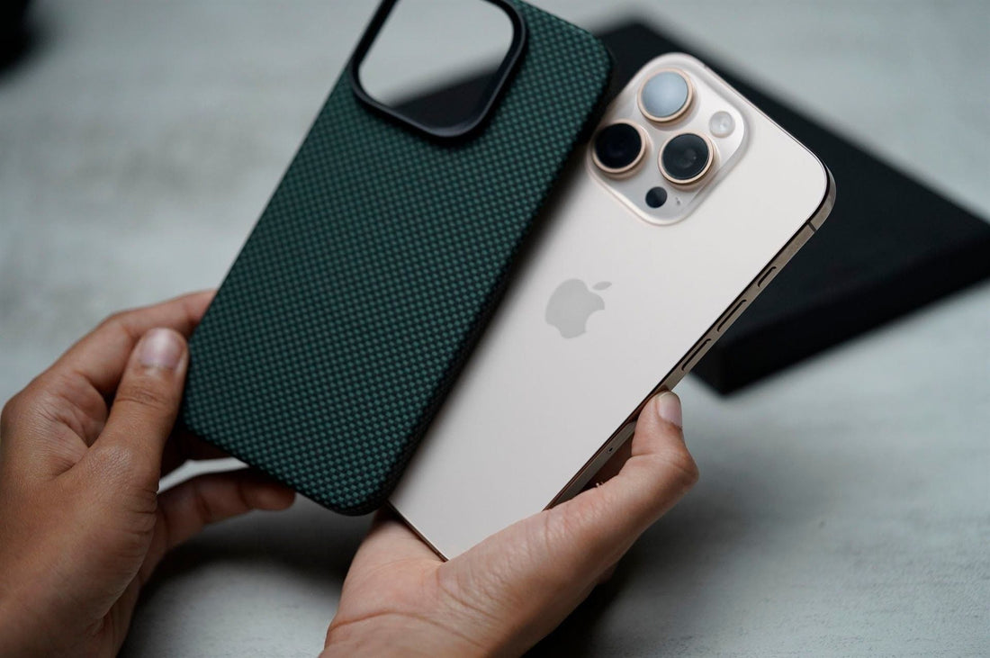 Magsafe Polar Blue Real Aramid Carbon Fiber Case